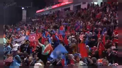 Teljes gőzzel dübörög a kampány Törökországban