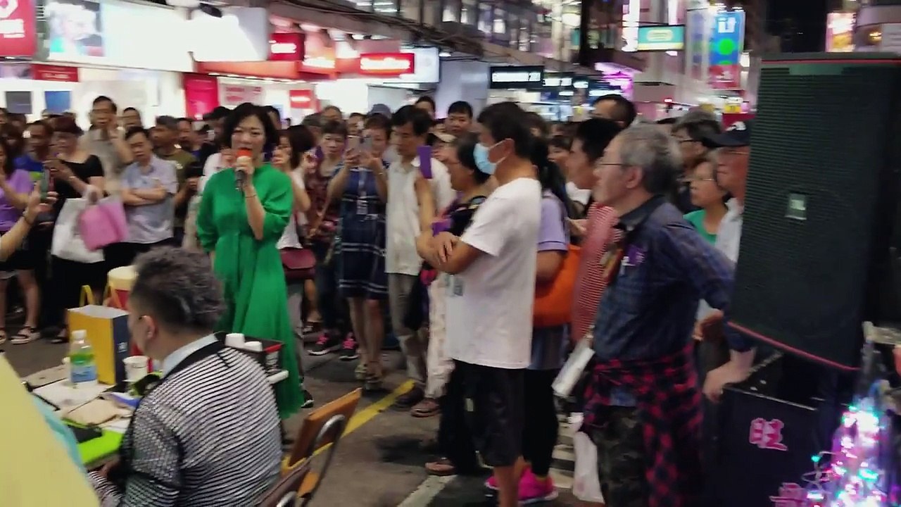 旺角羅文 18/05/06(20:54)小龍女 龙婷 夢醒情份 微風細雨 淚的小雨 不了情 Stacey Long