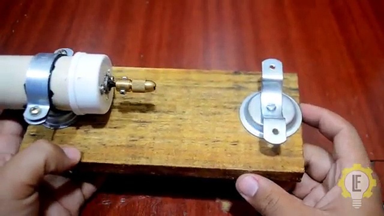 Como fazer um mini torno!