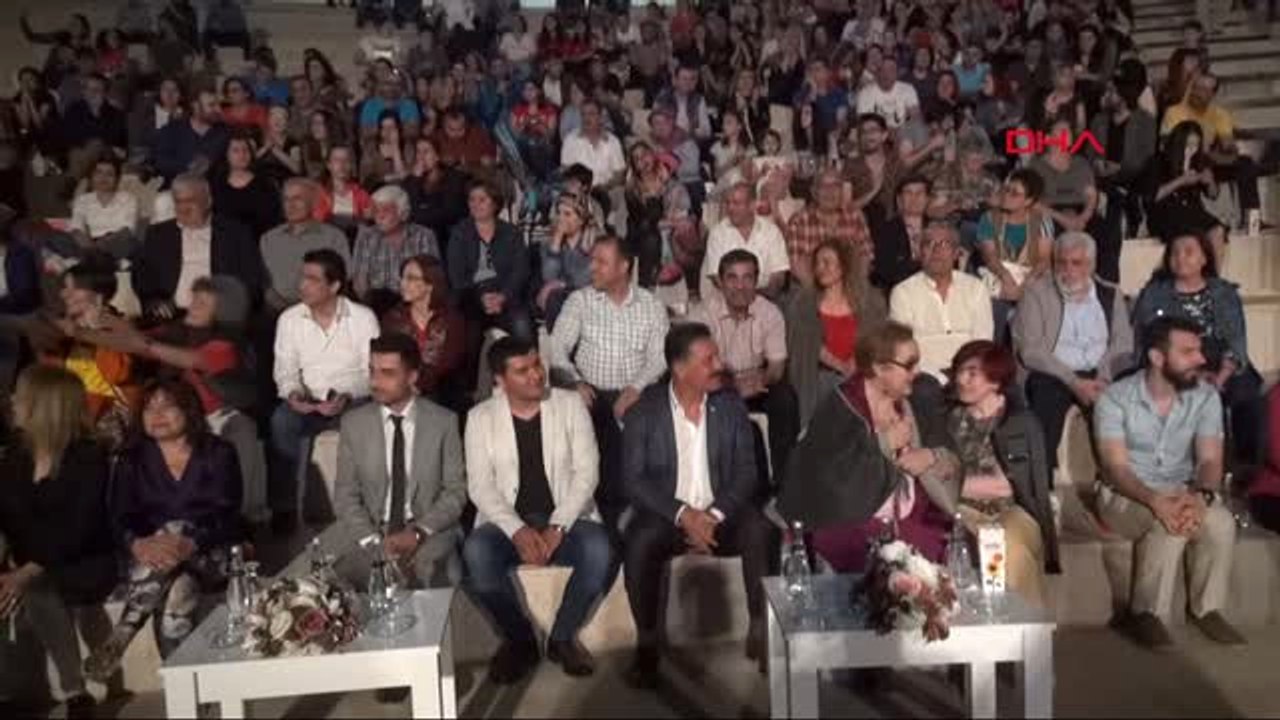 Mersin Ünlü Etnik Caz Grubu Niyaz Featuring Azam Ali, Mersin'i Büyüledi