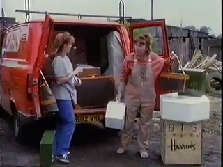 Sitting Pretty S01E07 Welcome Home