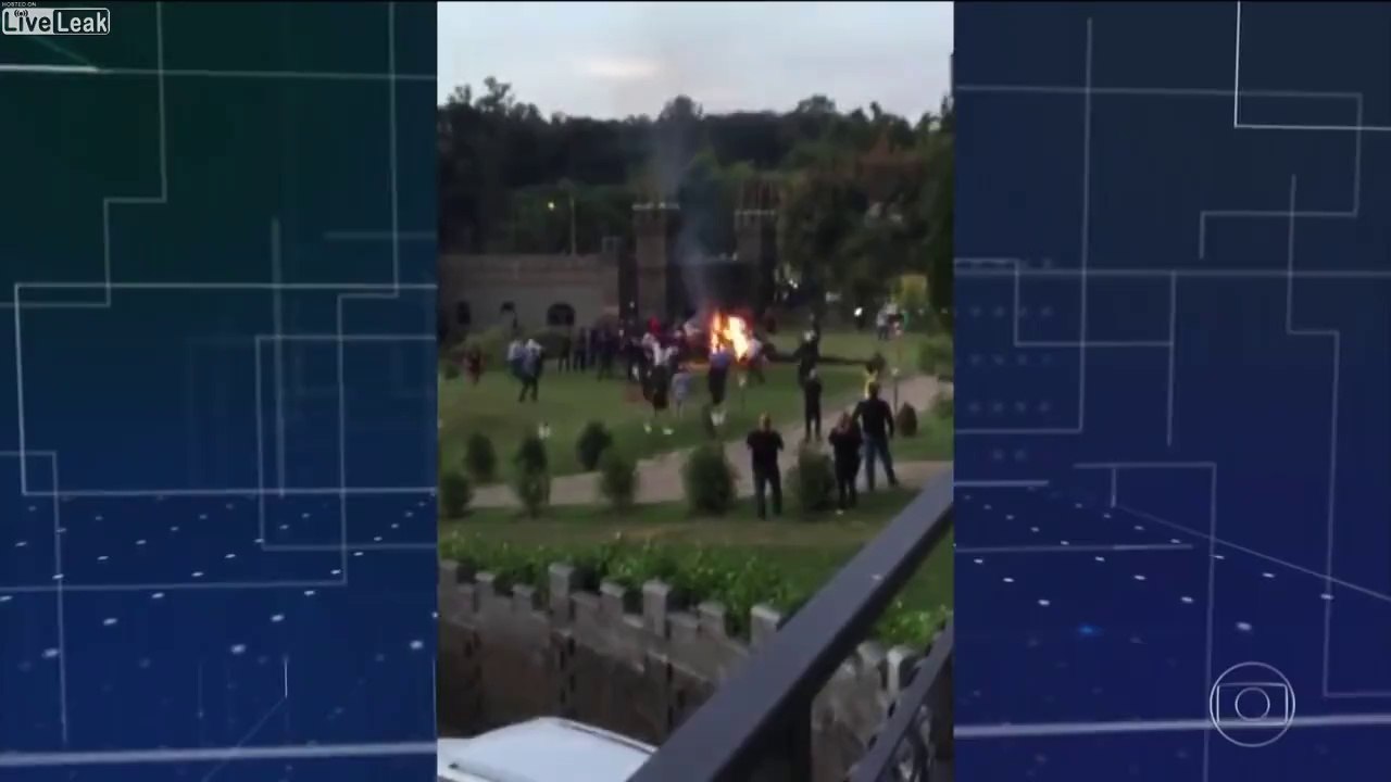 Mariage au Brésil : cet hélicoptère s'écrase devant les invités !