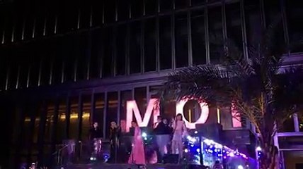 Kim Lý nhảy cực sung bên Hồ Ngọc Hà