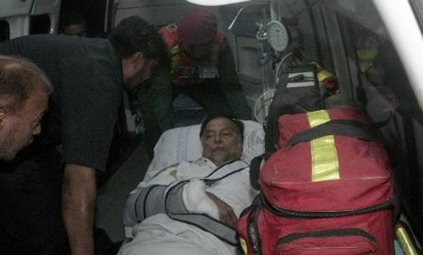 Pakistan's interior minister wounded in gun attack, out of danger