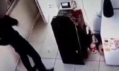 Site yöneticisi güvenlikçiyi çocukların gözü önünde darp etti