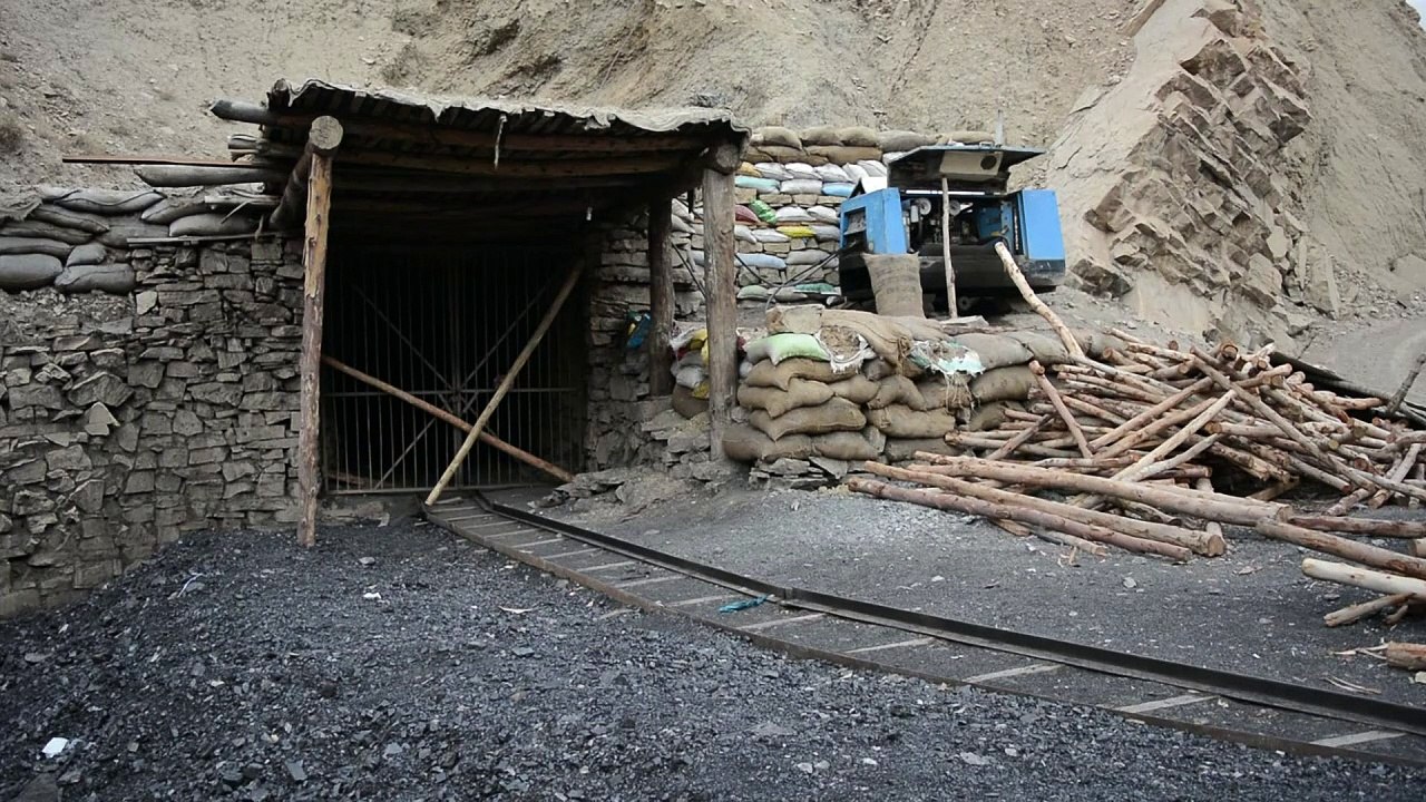 Pakistan: 23 morts dans des explosions dans 2 mines de charbon