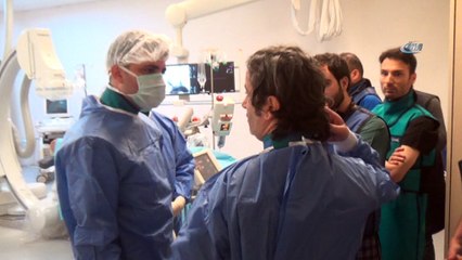 Muş'ta ilk defa şah damarına anjiyo ve stentleme yapıldı