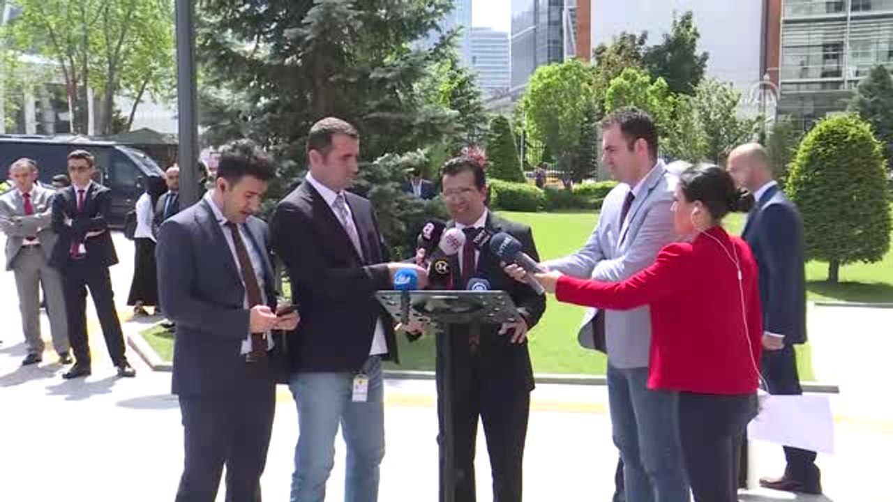 AK Parti Milletvekili Aday Adayları, Mülakat Sonrası Soruları Cevapladı (1)