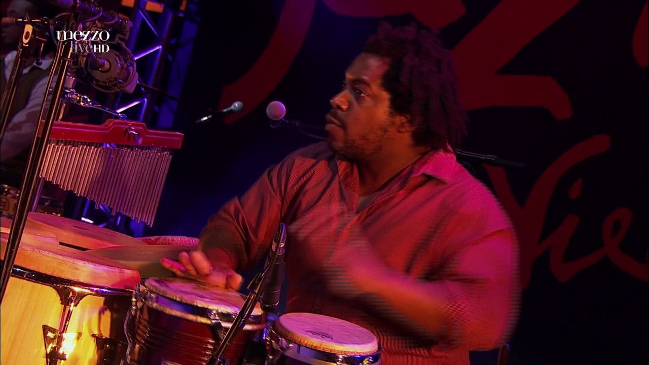 Chucho Valdes & The Afrocuban Allstar et Buika - Santa Cruz (Jazz a Vienne 2013)