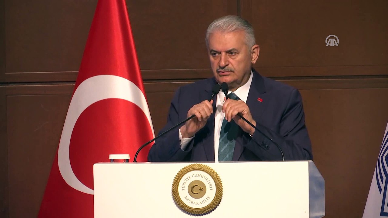 Başbakan Yıldırım: 'Enflasyona sebep olan konuların ne olduğunu biliyoruz, bunlarla ilgili de adımlarımızı atıyoruz' -İSTANBUL