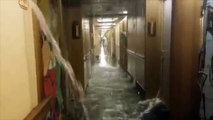 El Titanic del siglo XXI: los pasillos de un crucero inundado