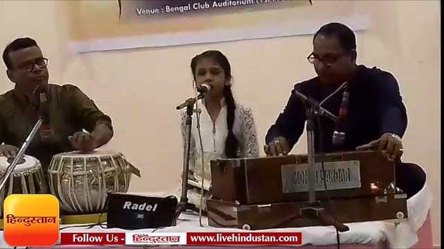 बंसी बोस को बाल कलाकारों ने दी संगीतमय श्रद्धांजलि