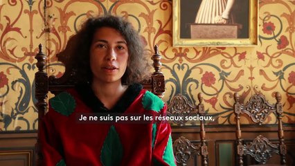 Malgré les insultes racistes, Mathilde a réalisé son rêve : être Jeanne d'Arc