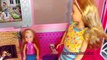 Barbie Y Sus Hermanas Juegan Pokemon Go! Buscando a Pikachu