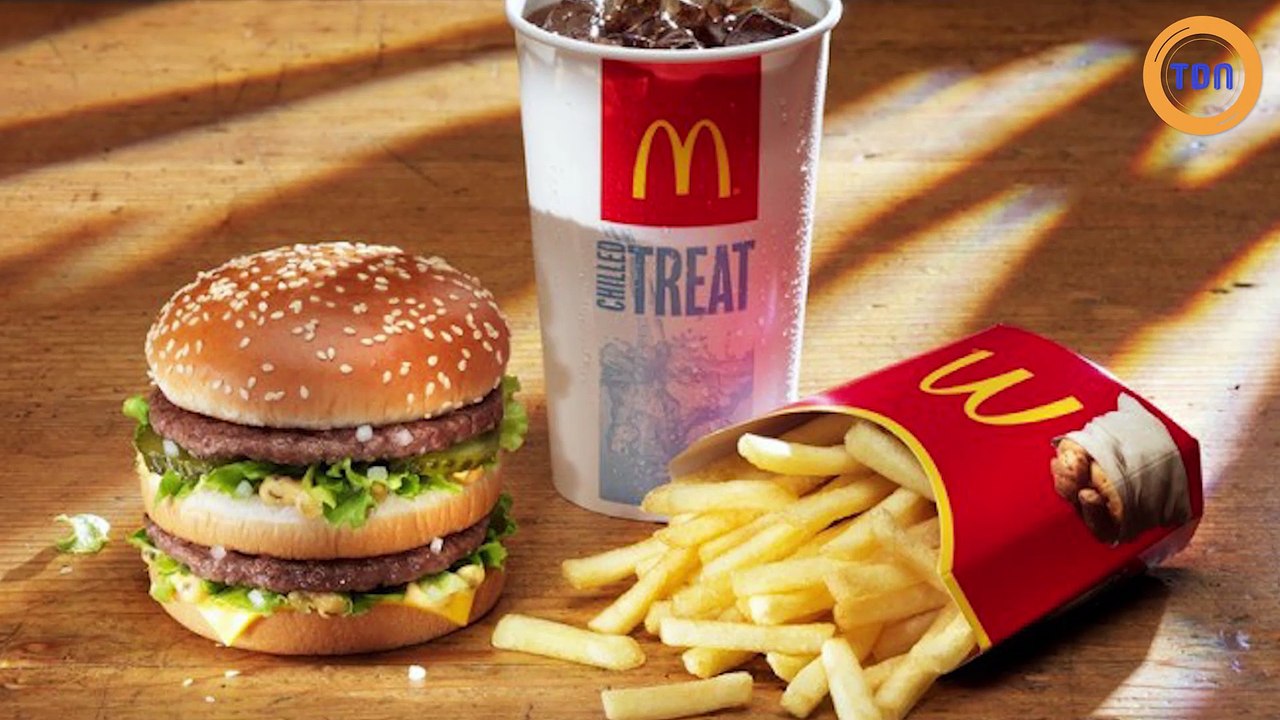 Cet homme aime beaucoup les Big Mac