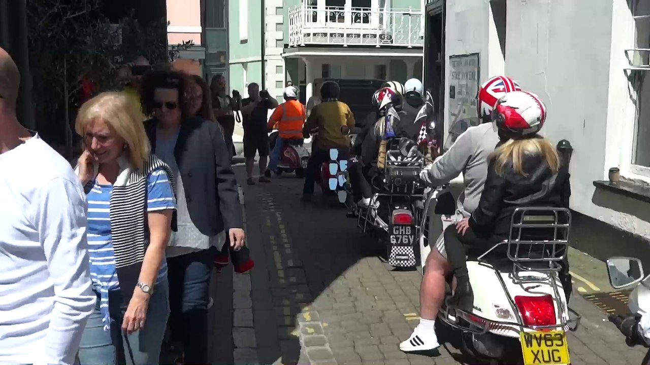 TENBY SCOOTER RALLY RIDEOUT 2018