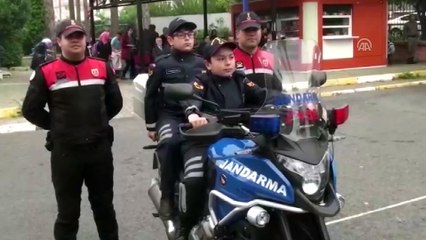 Okul bahçesine kurulan parkurda trafik eğitimi gördüler - İSTANBUL