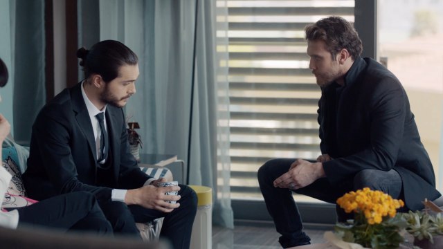 Çukur 28. Bölüm Emrah Neyin Peşinde