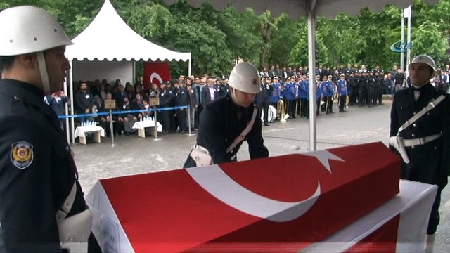 Arkadaşının silahından çıkan kurşunla şehit olan bekçi için tören düzenlendi