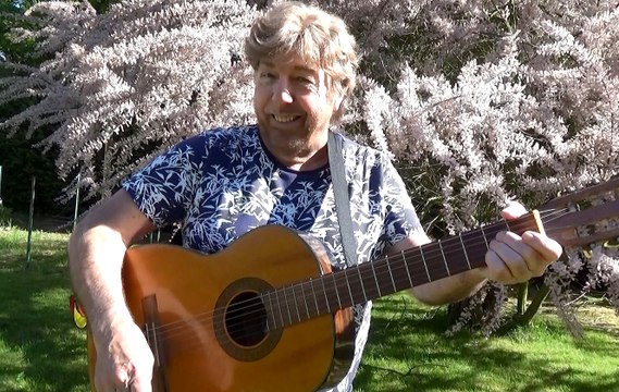 Jolies filles dans la nature