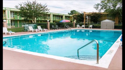 Econo Lodge Savannah GA