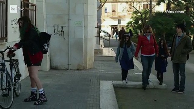 Bari su Rai 1 con la miniserie Il Capitano Maria , le emozionanti scene con Vanessa Incontrada
