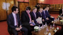Thaçi nuk tërhiqet - Top Channel Albania - News - Lajme