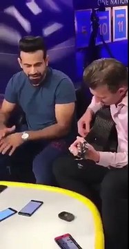 Irfan Pathan singing while Brett Lee playing guitar - YouTube