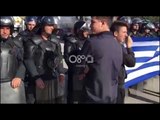 Ora News - Plani urbanistik - Himarë, nis shembja e banesave, banorët protestë me flamuj grekë