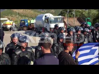 Nis shembja e 22 ndertimeve pa leje ne Himare