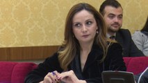 DEBAT TE KOMISIONI I EKONOMISE, DEPUTETET E PD LARGOHEN NGA MBLEDHJA, “QEVERI E INKRIMINUAR” LAJM