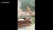 Glissement de terrain géant géant en chine !