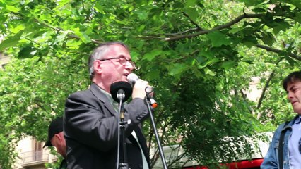 Xerrada de Vicent Partal a peu del Departament d'Interior (tercera part)