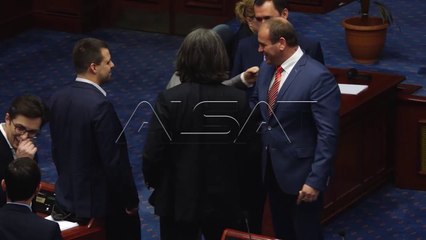 Kuvend, verifikohet dorëheqja e 8 deputetëve