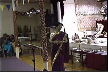 Aage bhi jaane na Tu - by Chitralekha Dixit