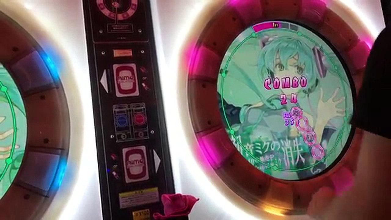 Meg Turney vs Ryan Haywood: Punishment Challenge (Japan Video #4) - Meg Turney