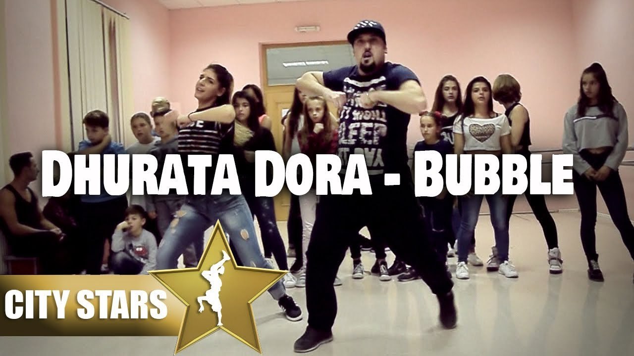 Dhurata Dora Qikat E Mia