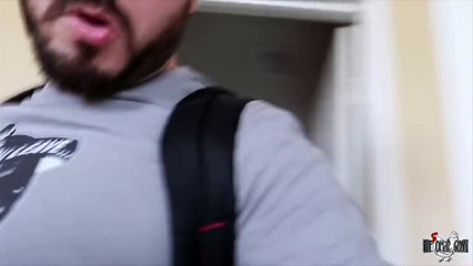 LIGHTS OUT CHALLENGE IN FAZE RUG'S HAUNTED HOUSE | OmarGoshTV