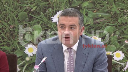 Mbyllen 28 pika skrapi ne kryeqytet