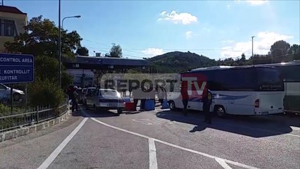 Download Video: Report TV - Kakavijë, radhë të gjata në kufi probleme me palën greke