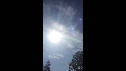 California May 8 2018 Large Planet caught on tape with Chemtrail Cloudws