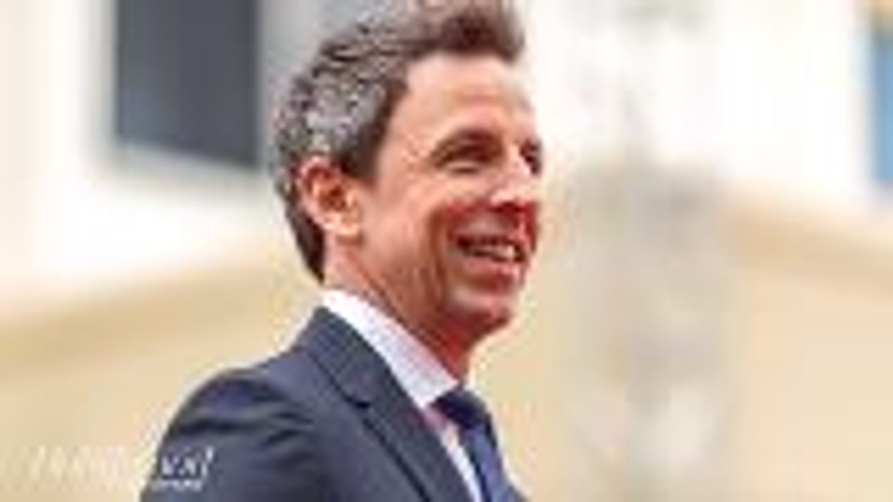 Seth Meyers Says Trump's Lawyer Wanted Him to Apologize on Air for WHCD Jokes | THR News