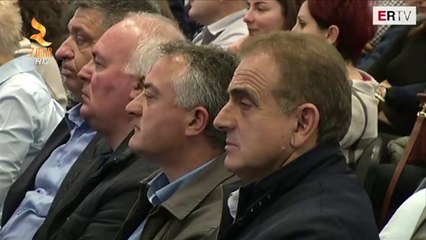 360° Gradë - Rama Brenda Katër Vjetëve Rrugët Me Standarte Të Be