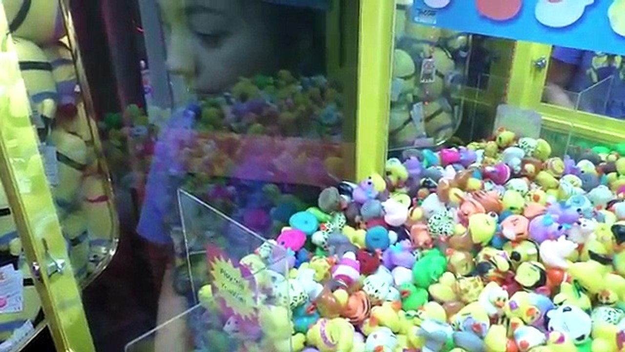 Grab • A • Duck - Claw Machine Wins