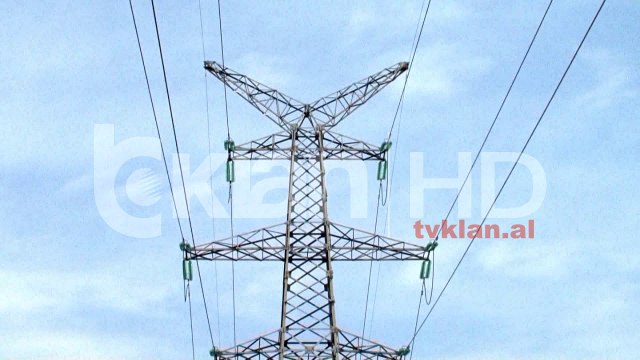 Ujesjellesat nuk paguajnë faturat e energjisë elektrike