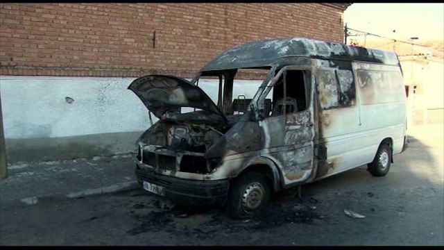 DIGJET FURGONI GJATE NATES NE KORÇE, DYSHOHET SE I ESHTE VENE FLAKA PER KONKURRENCE LAJM