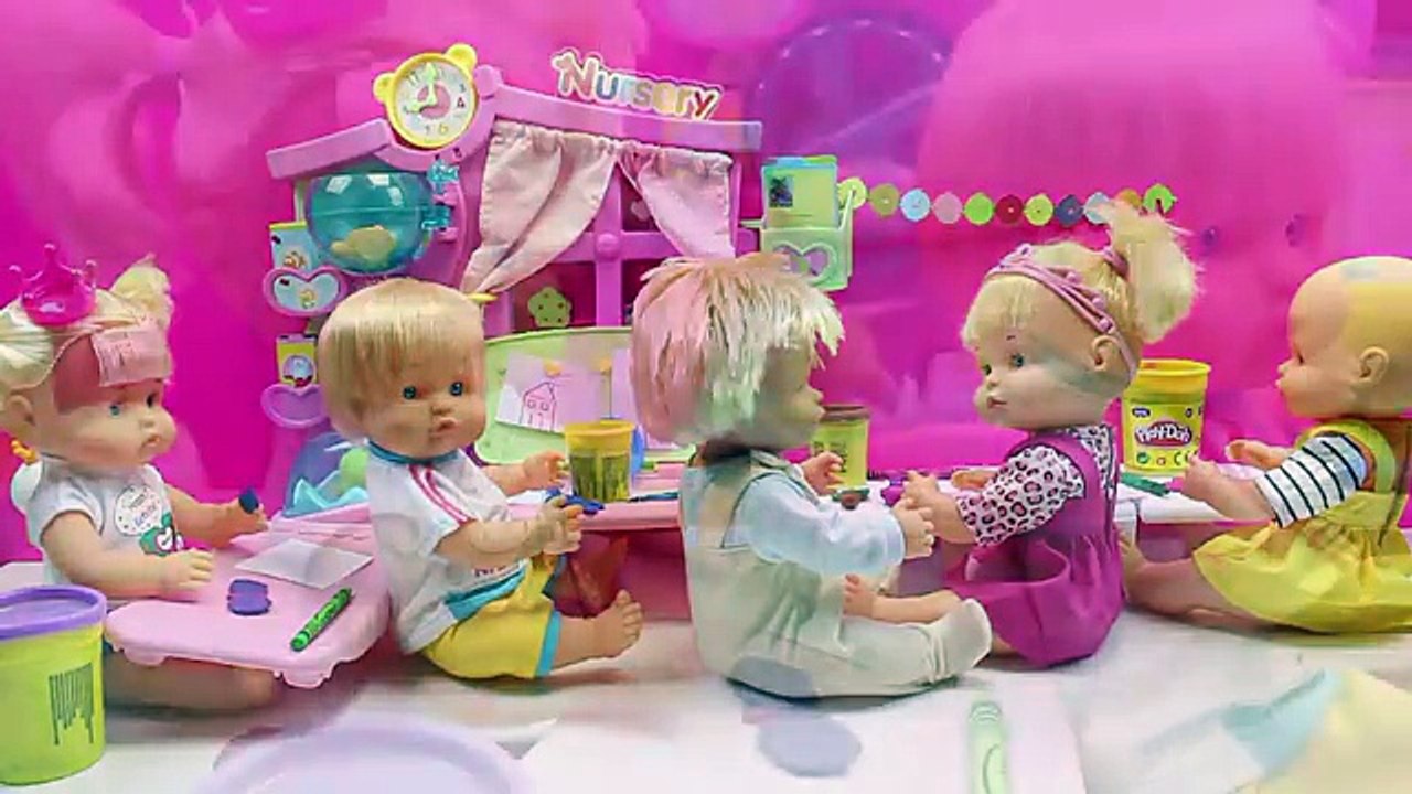Aventuras de las Bebés Nenuco Hermanitas Traviesas en la Guardería, Nuevo compañero en clase