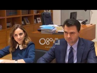 Ora News – Hahn në Tiranë takon Bashën, Kryemadhin dhe Presidentin Meta