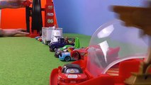 SUPER STUNTIN ACTION! Lightspeed loopin launcher from Disney Cars Toys Story Set カーズ 2016