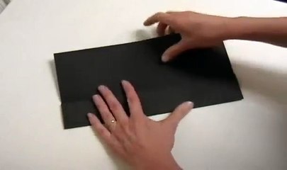 How to make a paper spider decoration for Halloween, fold and cut